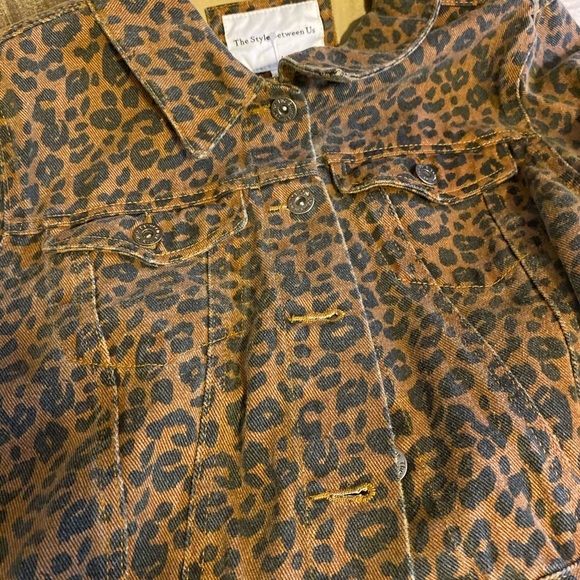 Leopard Denim Jacket - Picture 3 of 3